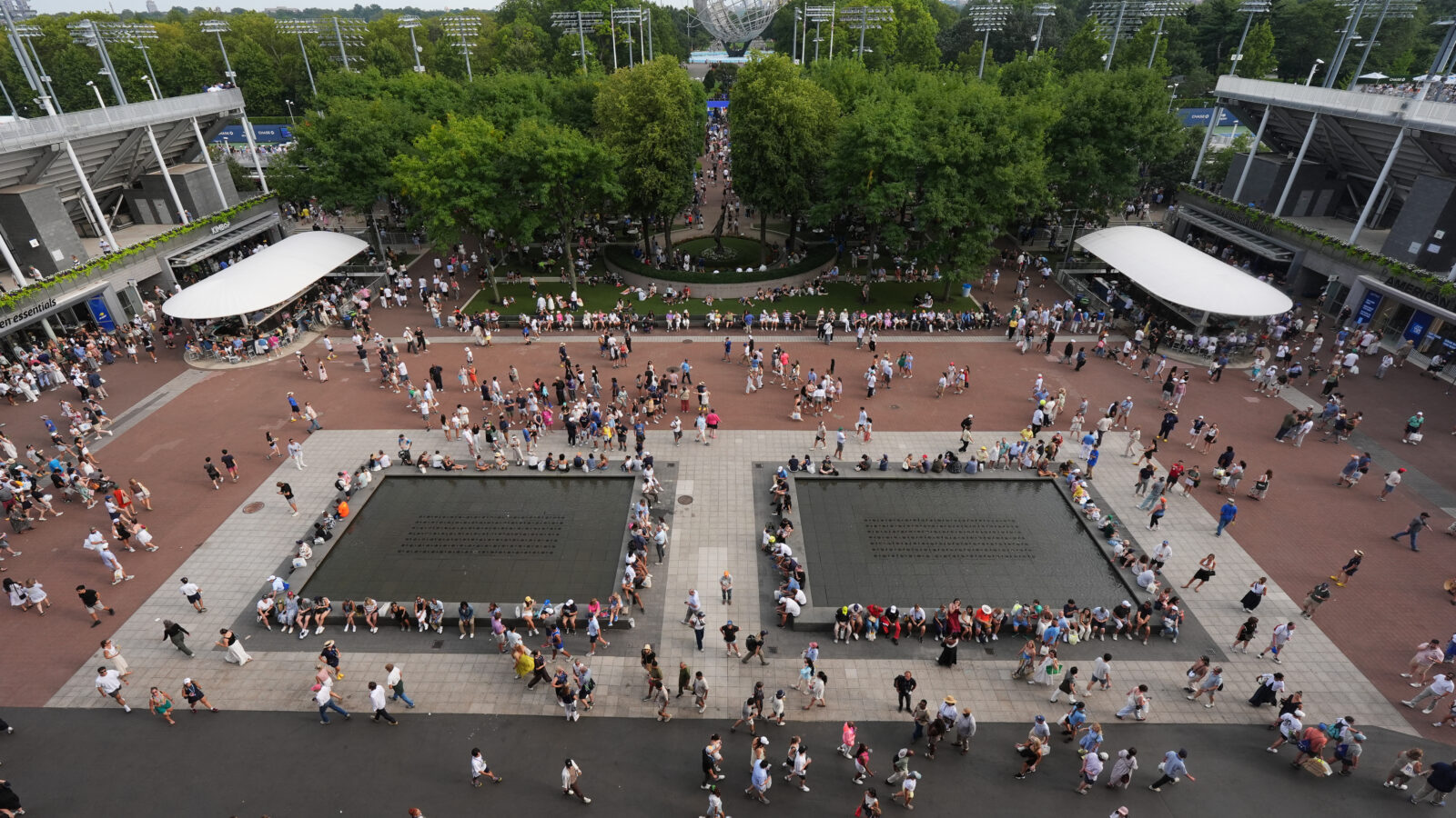 Návštevníci v areáli US Open 2026